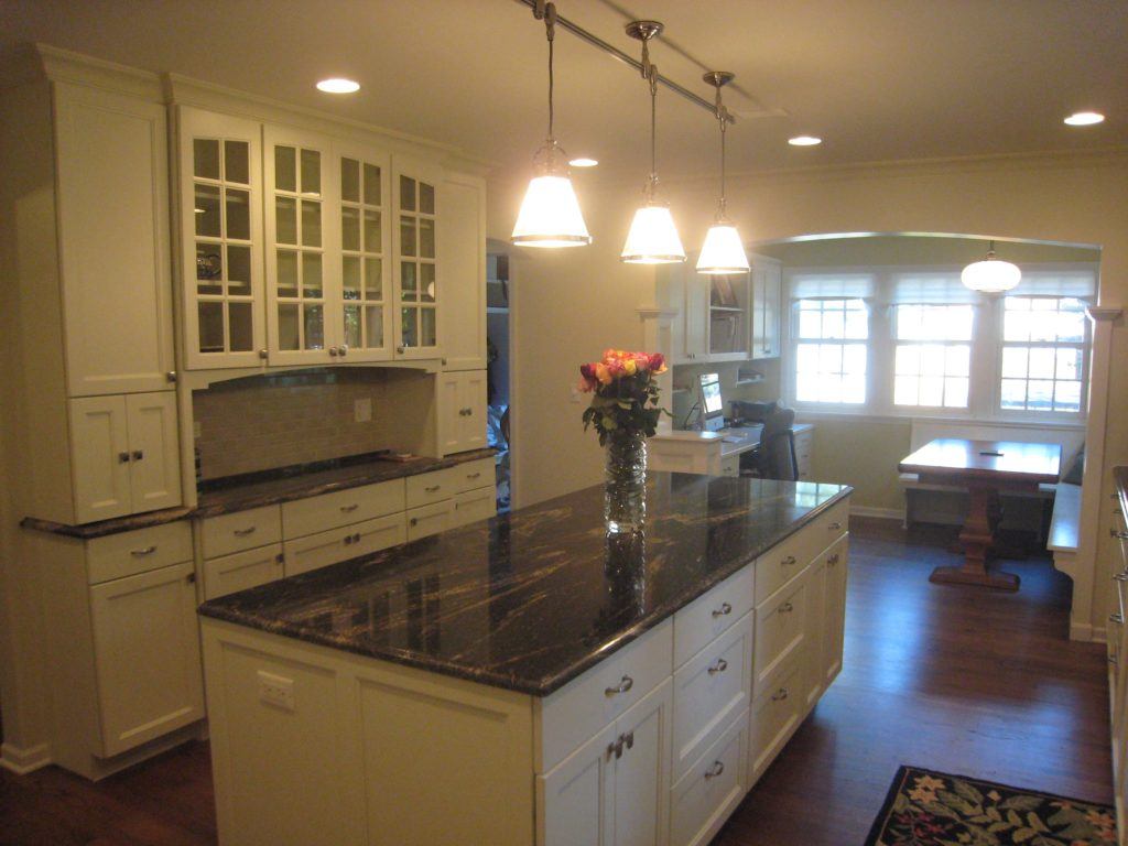 Kitchen with Island